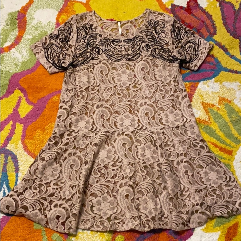 Free People light purple lace dress with detail